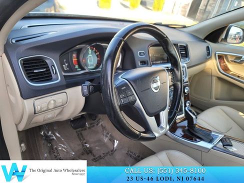 Used 2014 Volvo S60 T5 image 10
