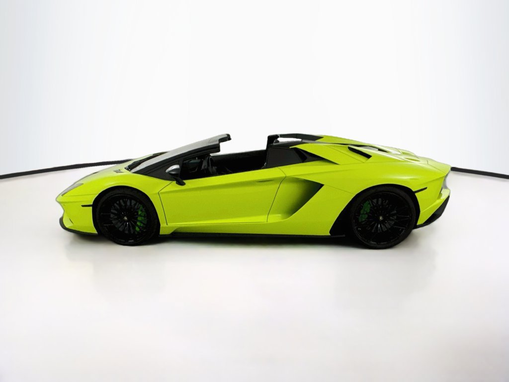 Used 2019 Lamborghini Aventador S AWD/4WD image 8
