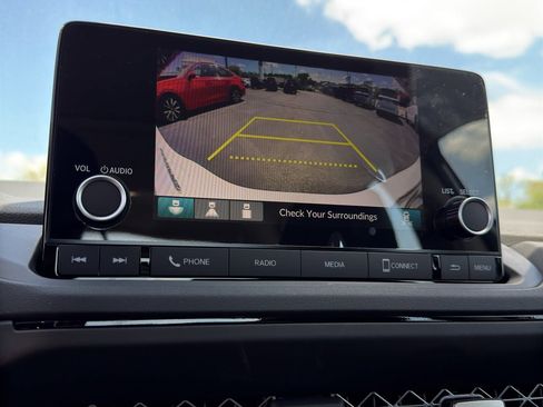 New 2025 Honda Accord SE image 18