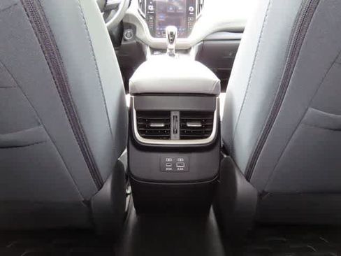 Used 2024 Subaru Outback Premium AWD/4WD image 23