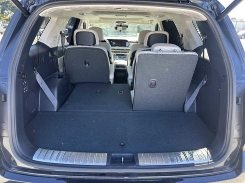 Used 2023 Hyundai Palisade Calligraphy image 34