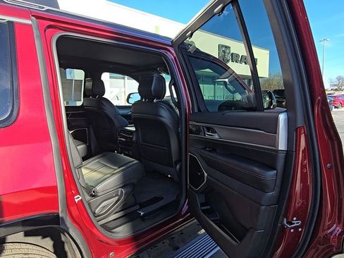 New 2026 Jeep Grand Wagoneer Limited image 18