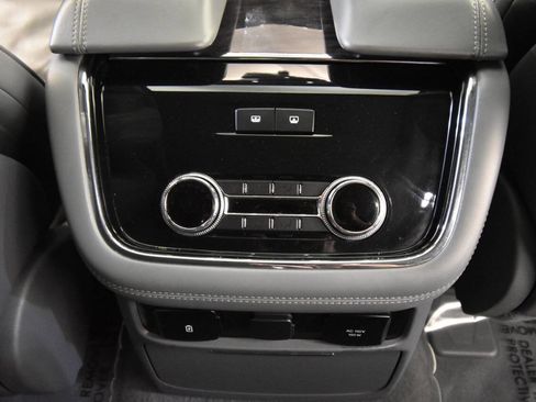 Used 2018 Lincoln Navigator Reserve w/ Technology Package image 21