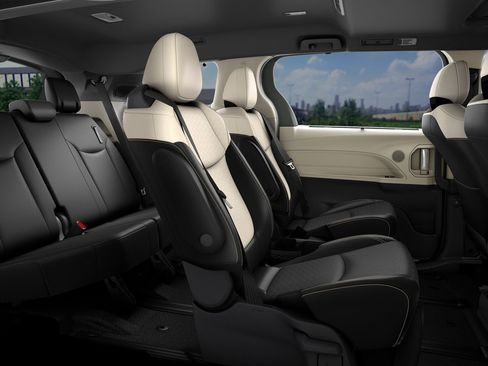 New 2026 Toyota Sienna Limited AWD/4WD image 21
