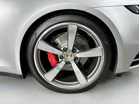 Used 2024 Porsche 911 Carrera S image 31