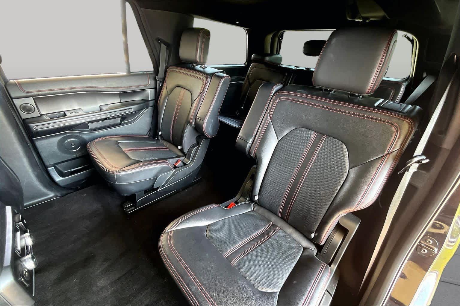 Used 2021 Ford Expedition Limited RWD image 19