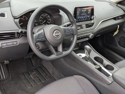New 2025 Nissan Altima 2.5 S FWD image 11