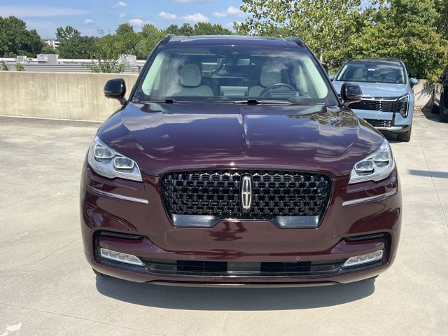 Used 2023 Lincoln Aviator Black Label w/ Dynamic Handling Package AWD/4WD image 3