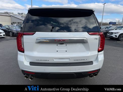 Used 2023 GMC Yukon XL Denali w/ Denali Reserve Package image 7