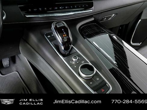 Used 2021 Cadillac Escalade Sport w/ Driver Assist Tech Package image 21