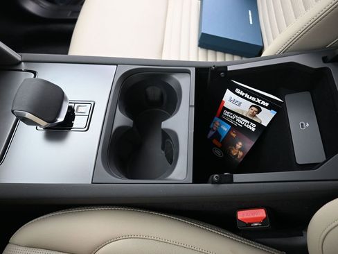 New 2025 Land Rover Discovery Sport S AWD/4WD image 27