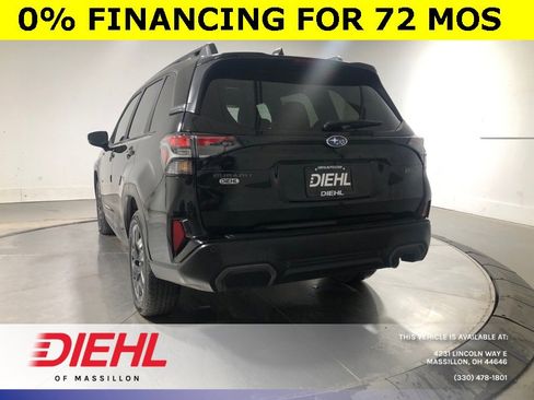 Used 2025 Subaru Forester Limited image 5