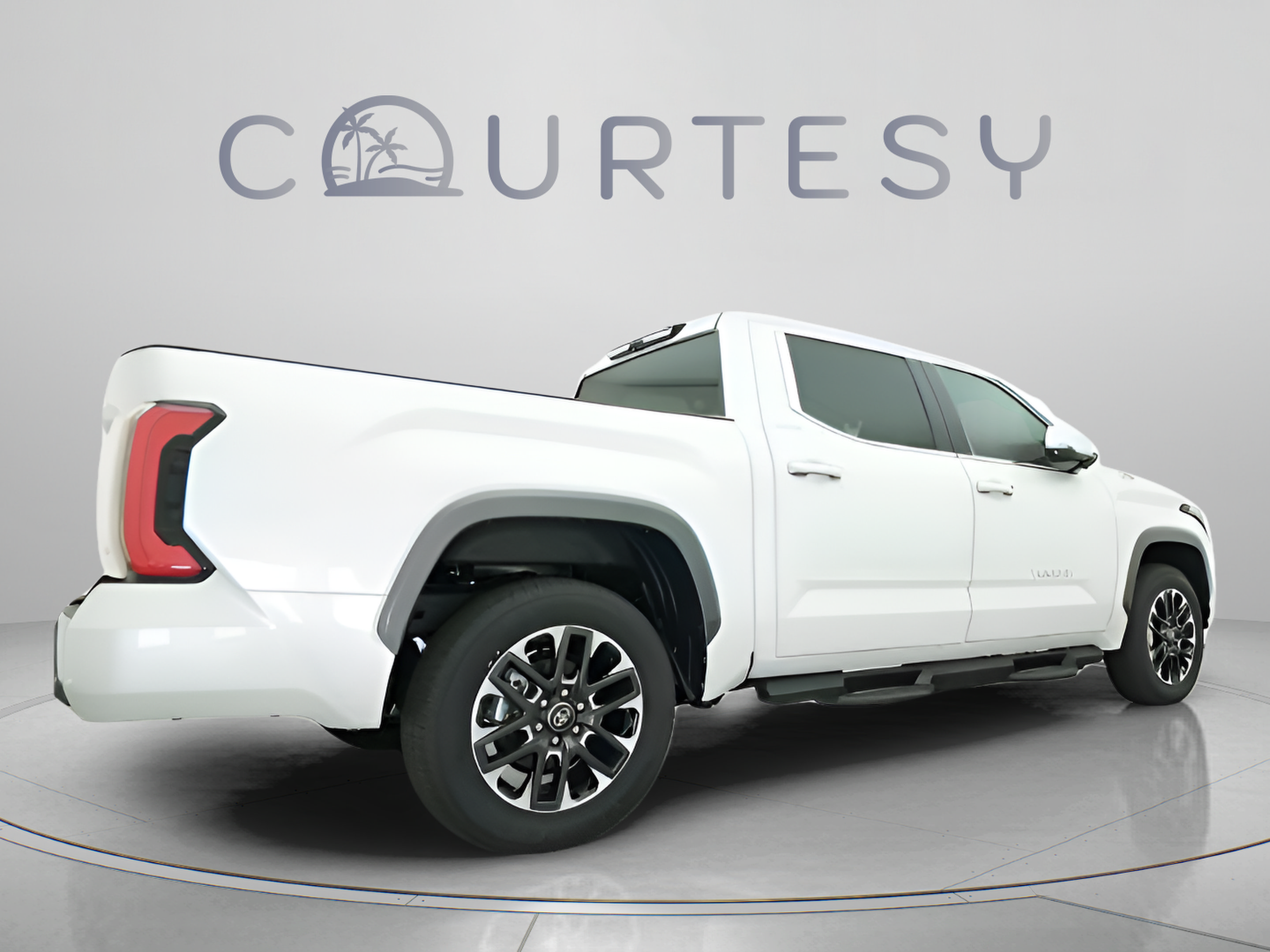 New 2025 Toyota Tundra Limited AWD/4WD image 18