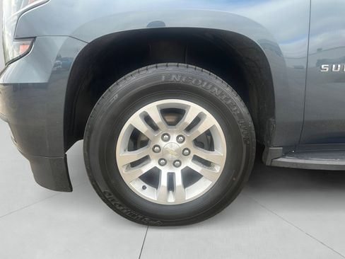 Used 2019 Chevrolet Suburban LT AWD/4WD image 14