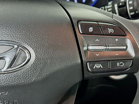 Used 2022 Hyundai Kona SEL image 14