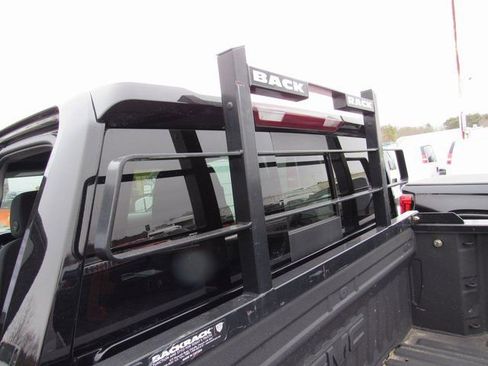 Certified 2022 GMC Sierra 2500 SLE w/ SLE Value Package; image 31