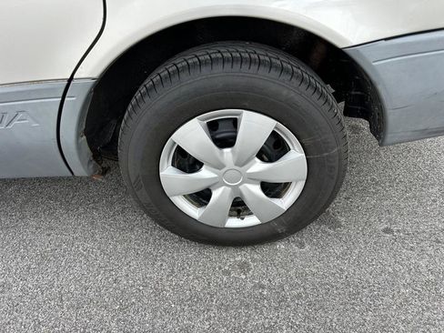 Used 2002 Toyota Sienna LE image 14