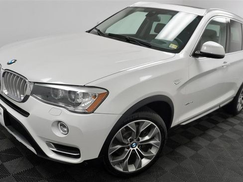 Used 2015 BMW X3 xDrive28i image 2