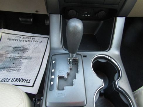 Used 2013 Kia Sorento LX image 28