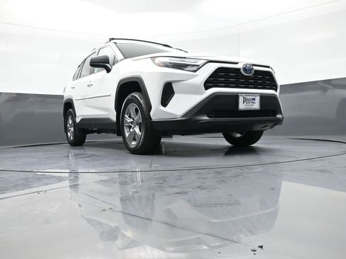 Certified 2024 Toyota RAV4 LE AWD/4WD image 27