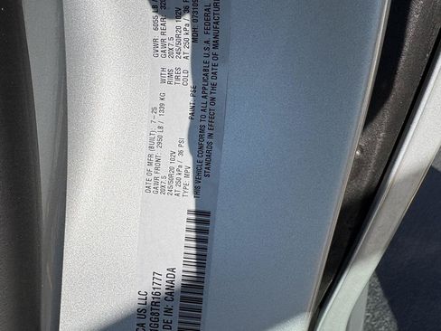 Used 2026 Chrysler Pacifica Limited w/ S Appearance Package FWD image 17