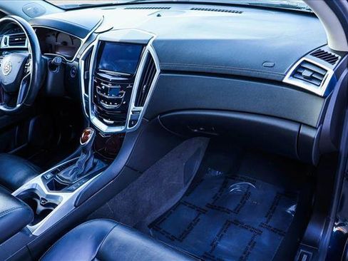 Used 2016 Cadillac SRX Luxury w/ Driver Awareness Package AWD/4WD image 26