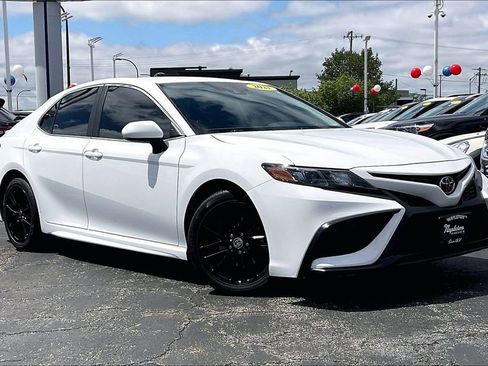 Used 2021 Toyota Camry SE AWD/4WD image 34