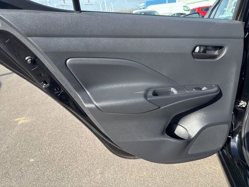 Used 2023 Nissan Versa S w/ Trunk Package image 11