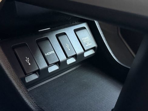 Used 2018 Honda HR-V EX image 25