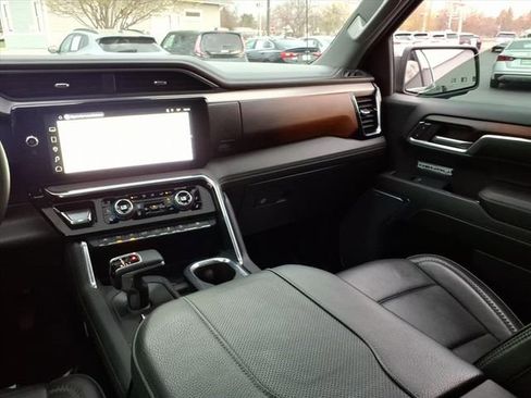 Used 2024 GMC Sierra 1500 Denali w/ Denali Reserve Package AWD/4WD image 22