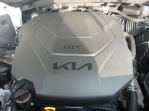 Used 2022 Kia Telluride SX w/ Towing Package FWD image 44