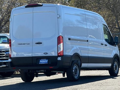 New 2026 Ford Transit 250 Base image 3
