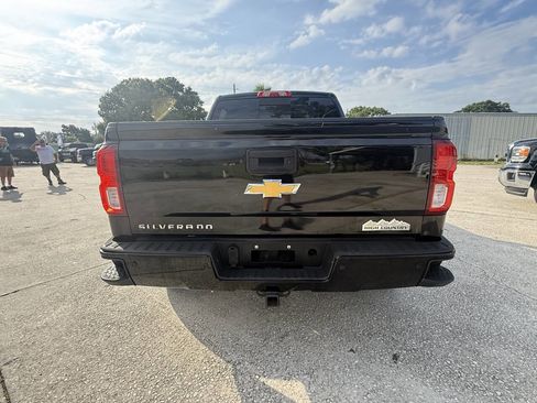 Used 2017 Chevrolet Silverado 1500 High Country AWD/4WD image 8