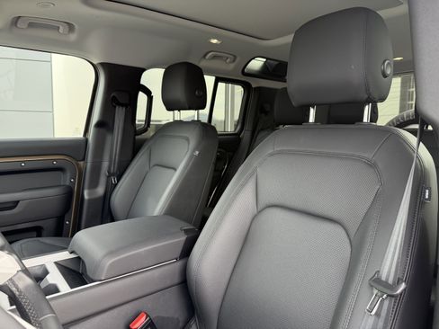 Certified 2025 Land Rover Defender 110 S image 20