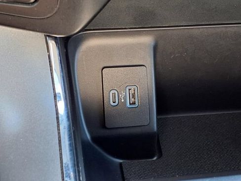Used 2022 Ford F150 XLT w/ Equipment Group 302A High AWD/4WD image 14