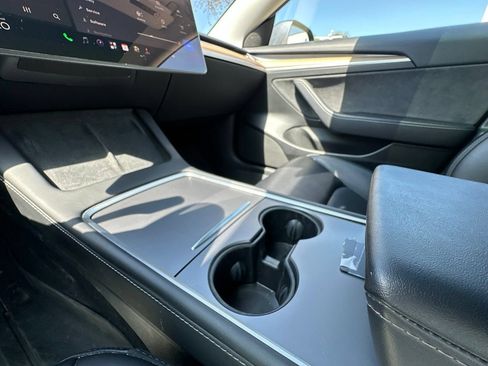 Used 2023 Tesla Model 3 Performance AWD/4WD image 19