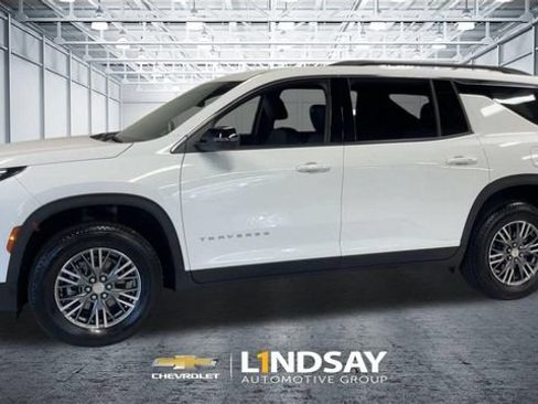 Certified 2025 Chevrolet Traverse LT AWD/4WD image 6