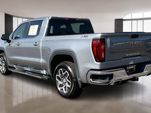 Used 2023 GMC Sierra 1500 SLT image 4