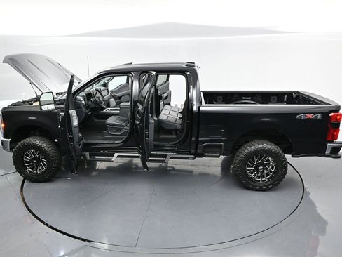 Used 2024 Ford F250 Lariat AWD/4WD image 43