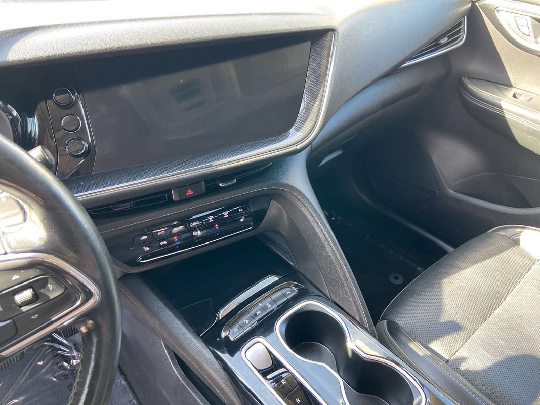 Used 2021 Buick Envision Essence AWD/4WD image 17