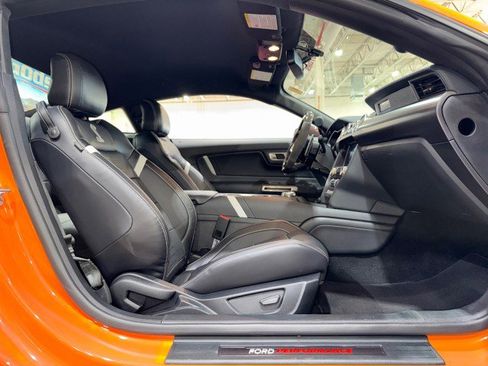 Used 2020 Ford Mustang Shelby GT500 w/ Technology Package image 62