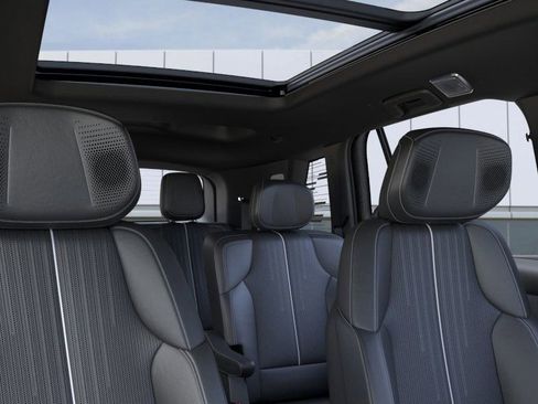 New 2026 Cadillac Vistiq Sport w/ LPO, Floor Liner Package AWD/4WD image 24
