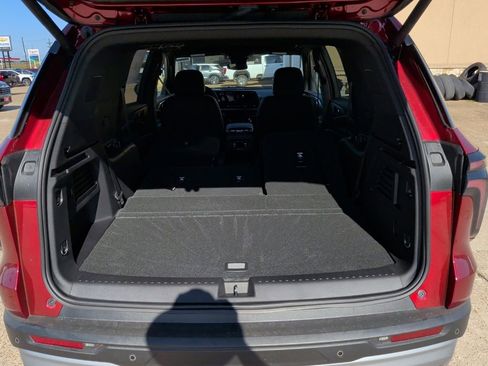 New 2026 Chevrolet Traverse LT image 41