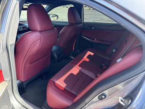 Used 2016 Lexus IS 200t w/ F Sport Package RWD image 23