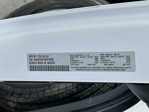 Used 2025 RAM ProMaster 2500 w/ U-Haul Equipment Group FWD image 34