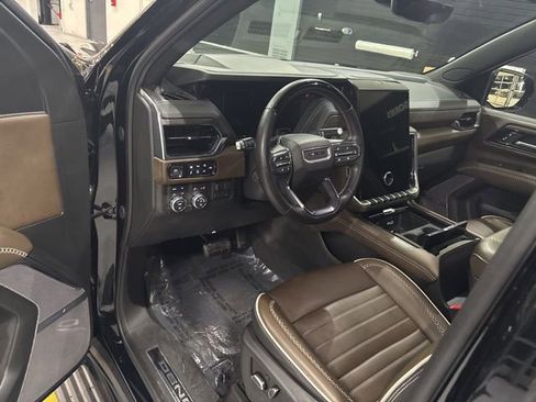 Used 2025 GMC Yukon Denali Ultimate image 14