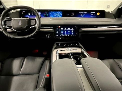 Used 2025 Lincoln Navigator Reserve w/ Jet Appearance Package AWD/4WD image 19