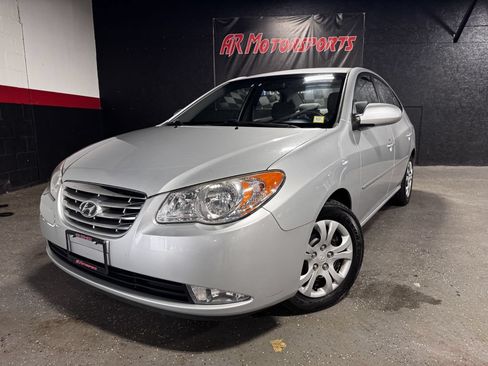 Used 2010 Hyundai Elantra GLS FWD image 1