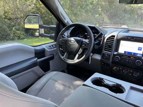 Used 2021 Ford F350 XL w/ STX Appearance Package AWD/4WD image 9