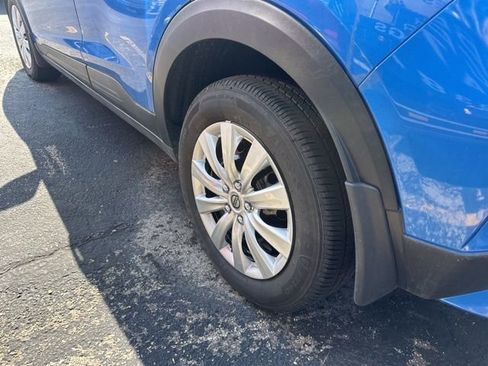 Used 2024 Nissan Kicks S FWD image 14